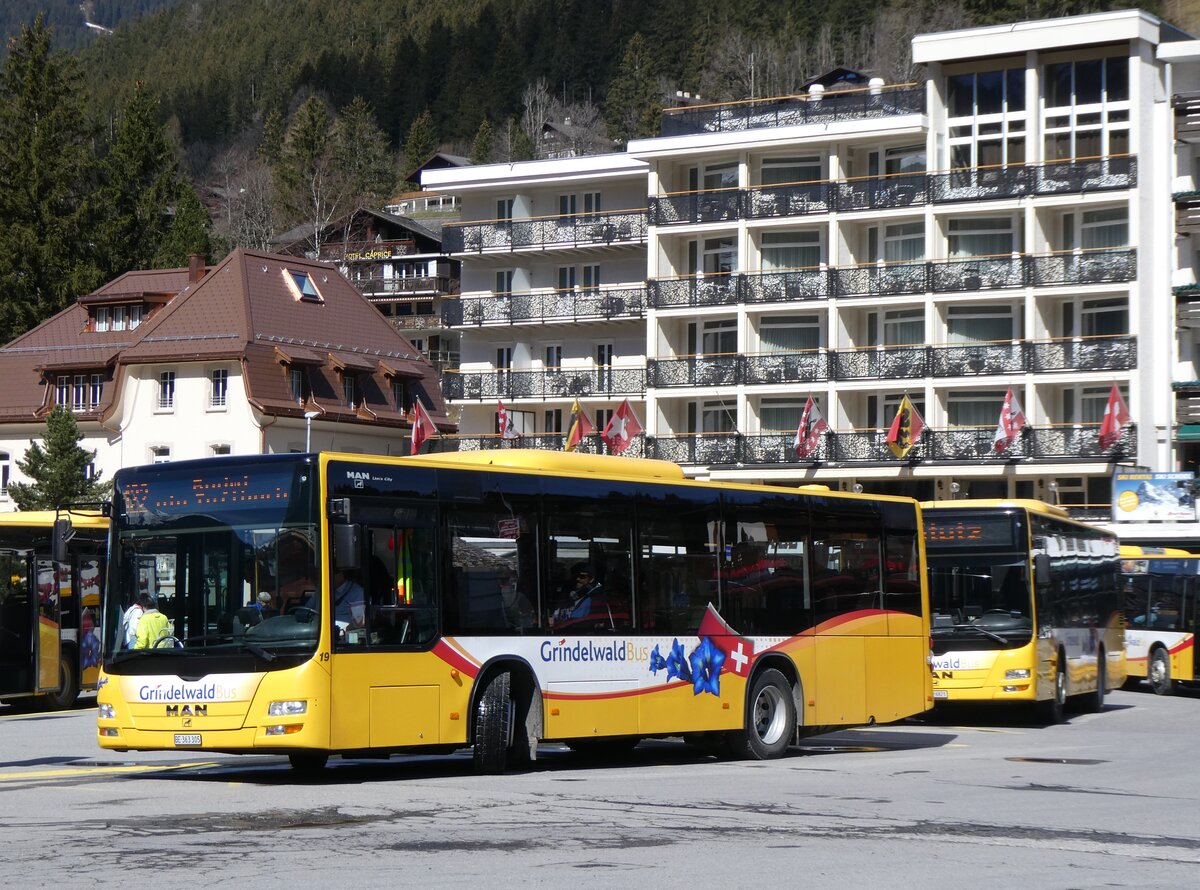 (260'541) - GrindelwaldBus, Grindelwald - Nr. 19/BE 363'305 - MAN/G�ppel am 19. M�rz 2024 beim Bahnhof Grindelwald