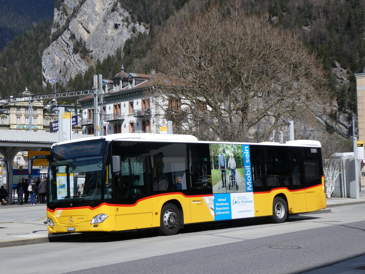 (260'693) - PostAuto Bern - BE 610'542/PID 11'686 - Mercedes am 26. M�rz 2024 beim Bahnhof Interlaken West