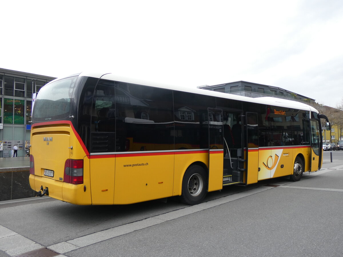 (260'858) - PostAuto Bern - Nr. 71/BE 412'071/PID 11'071 - MAN (ex PostAuto Zentralschweiz Nr. 20; ex Dillier, Sarnen Nr. 20) am 30. M�rz 2024 beim Bahnhof Interlaken Ost