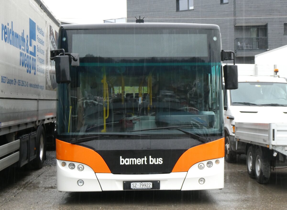 (260'890) - Bamert, Wollerau - SZ 79'922 - Neoplan (ex VBZ Z�rich Nr. 534) am 1. April 2024 in Schmerikon, Thomann