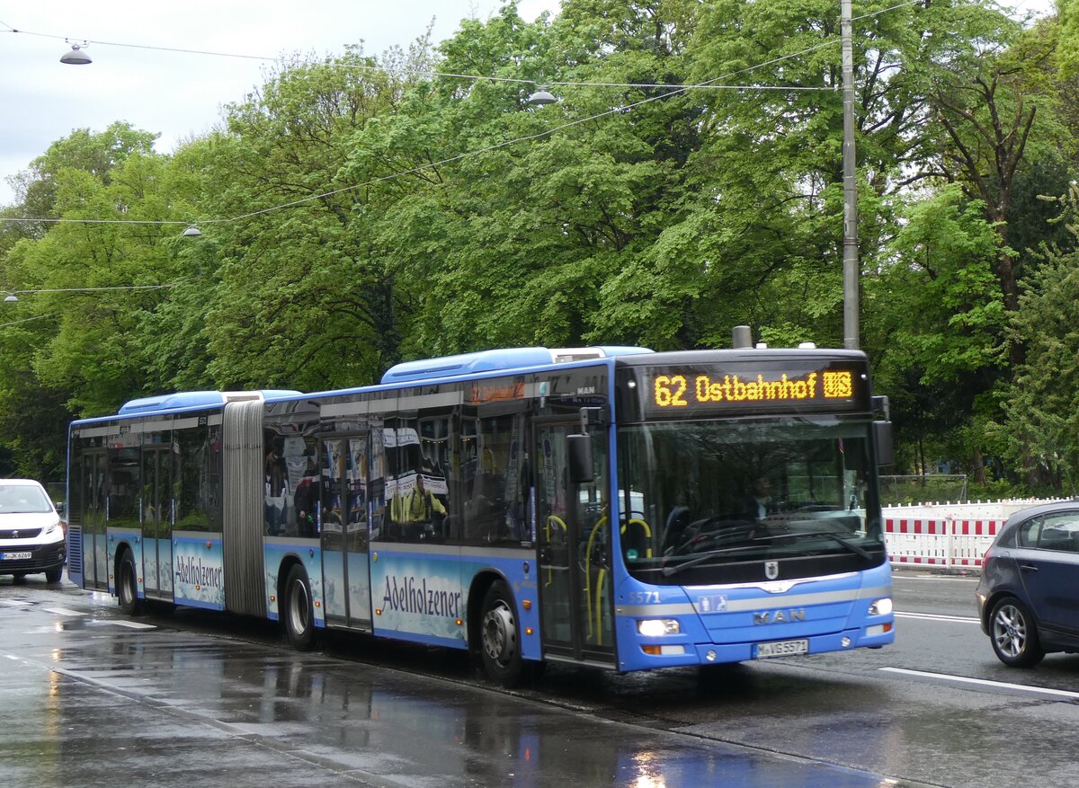 (261'447) - MVG M�nchen - Nr. 5571/M-VG 5571 - MAN am 15. April 2024 in M�nchen, Sendlinger Tor
