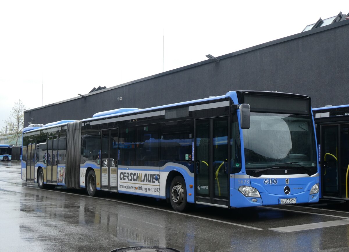 (261'492) - MVG M�nchen - Nr. 5673/M-VG 5673 - Mercedes am 15. April 2024 in Moosach, Betriebshof