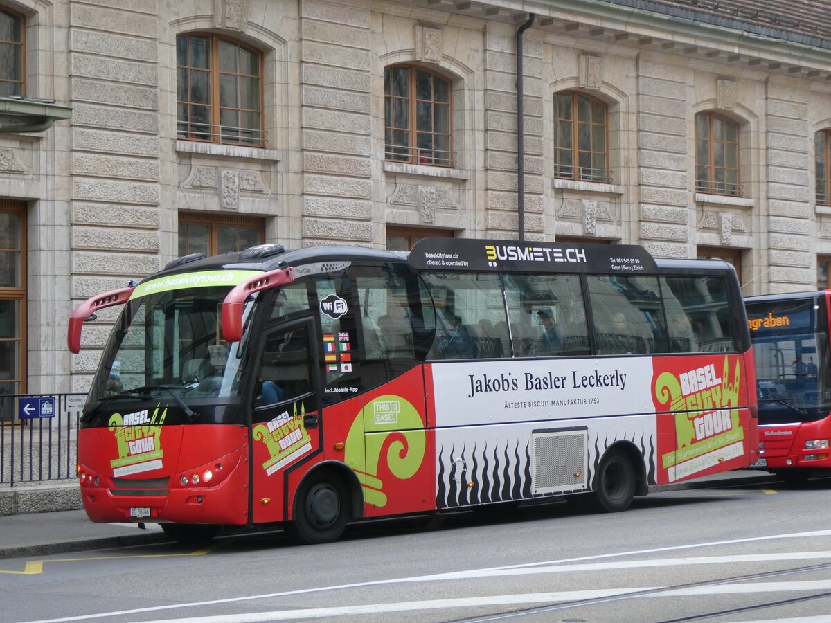 (261'536) - Busmiete, M�nchenstein - BS 38'696 - StaCo am 19. April 2024 beim Bahnhof Basel