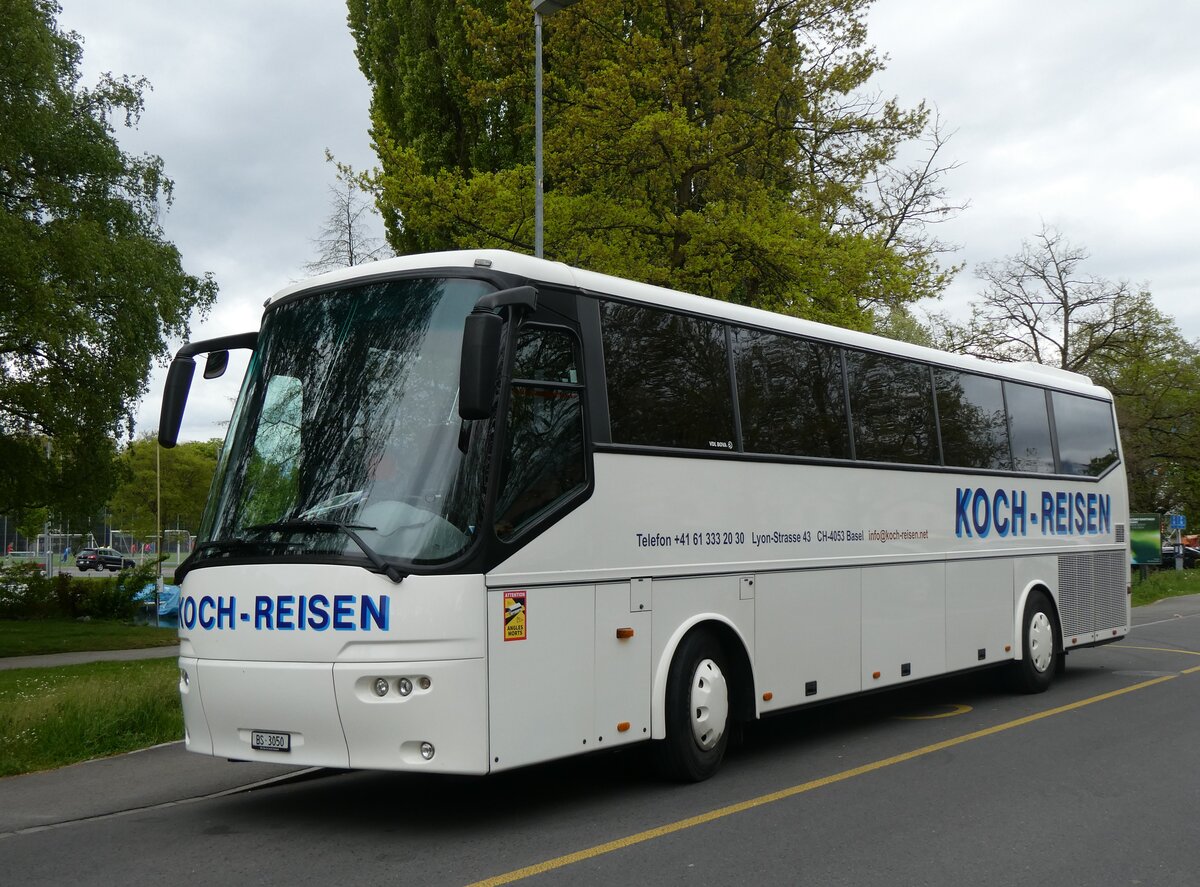(261'810) - Koch, Basel - BS 3050 - Bova (ex V�gtli, Seewen) am 28. April 2024 in Thun, Lachen)