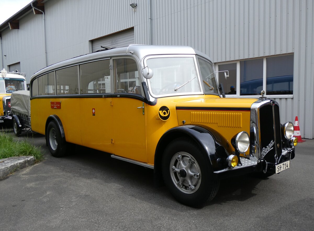 (262'009) - Roost, Bibern - SH 714 - Berna/Seitz (ex CIBA, Basel; ex P 1648) am 4. Mai 2024 in Attikon, Wegm�ller