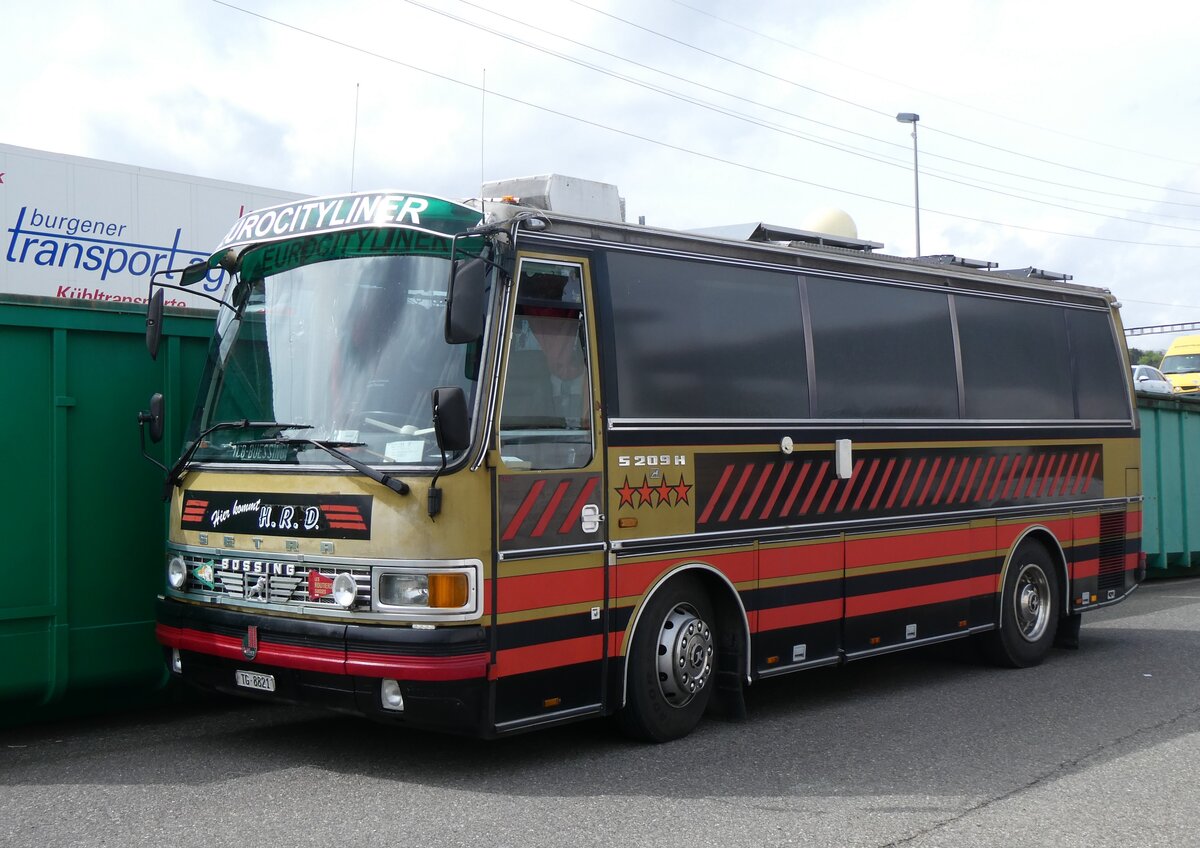 (262'055) - Dasen, Bischofszell - TG 8821 - Setra (ex Reichlin, Goldau) am 4. Mai 2024 in Attikon, Wegm�ller
