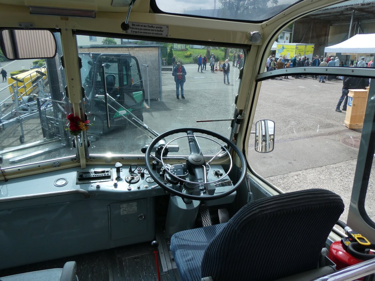 (262'077) - Wegm�ller, Attikon - FBW/Gangloff (ex P 24'037; ex P 21'537) am 4. Mai 2024 in Attikon, Wegm�ller (Innenaufnahme)