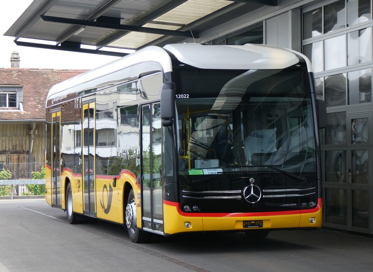 (262'138) - H�fliger, Sursee - PID 12'022 - eMercedes am 4. Mai 2024 in Winterthur, Daimler Buses