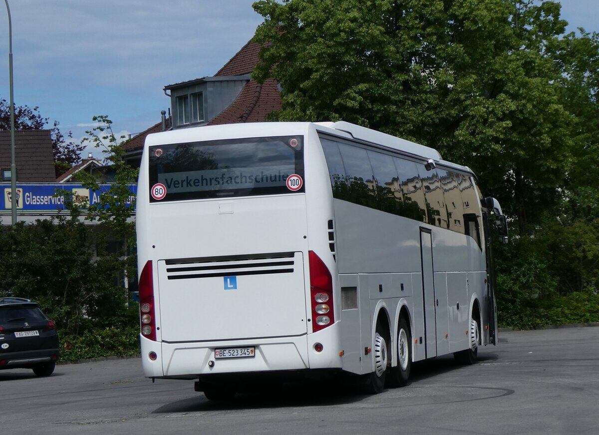 (262'333) - Bernmobil, Bern - BE 523'345 - Volvo am 13. Mai 2024 in Thun, Grabengut
