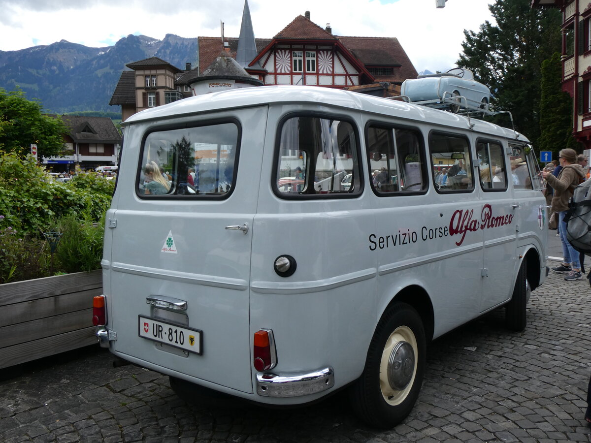 (262'708) - ??? - UR 810 - Alfa Romeo (ex Aguti, I-Rimini; ex Aguti, RSM-San Marino; ex Alfa Romeo, I-Milano) am 18. Mai 2024 in Sarnen, OiO