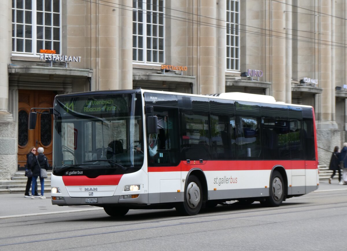 (262'816) - St. Gallerbus, St. Gallen - Nr. 270/SG 198'270 - MAN/G�ppel am 24. Mai 2024 beim Bahnhof St. Gallen
