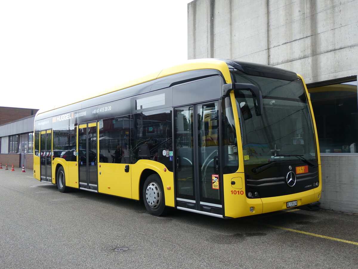 (263'452) - BLT Oberwil - Nr. 1010/BL 139'476 - eMercedes am 8. Juni 2024 in Oberwil, Depot H�slimatt