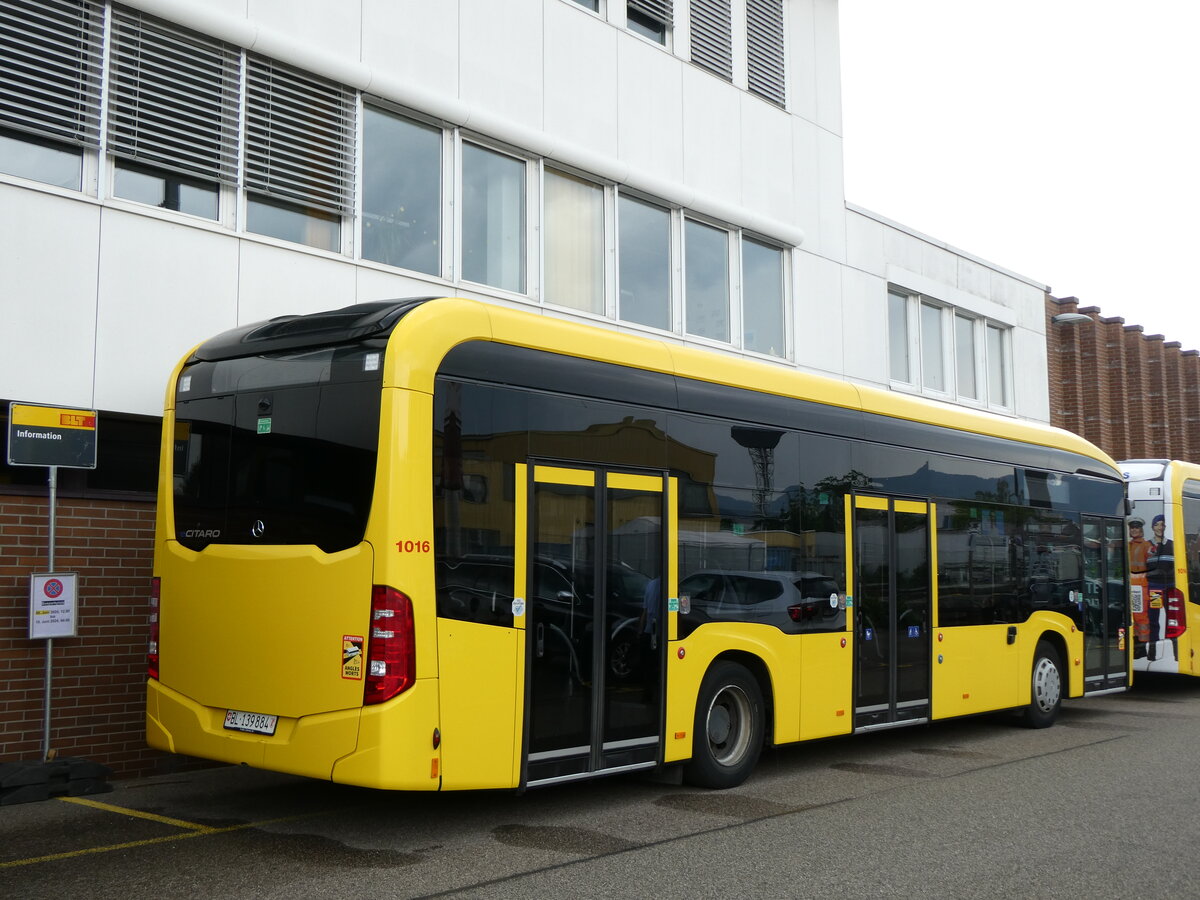 (263'464) - BLT Oberwil - Nr. 1016/BL 139'884 - eMercedes am 8. Juni 2024 in Oberwil, Depot H�slimatt