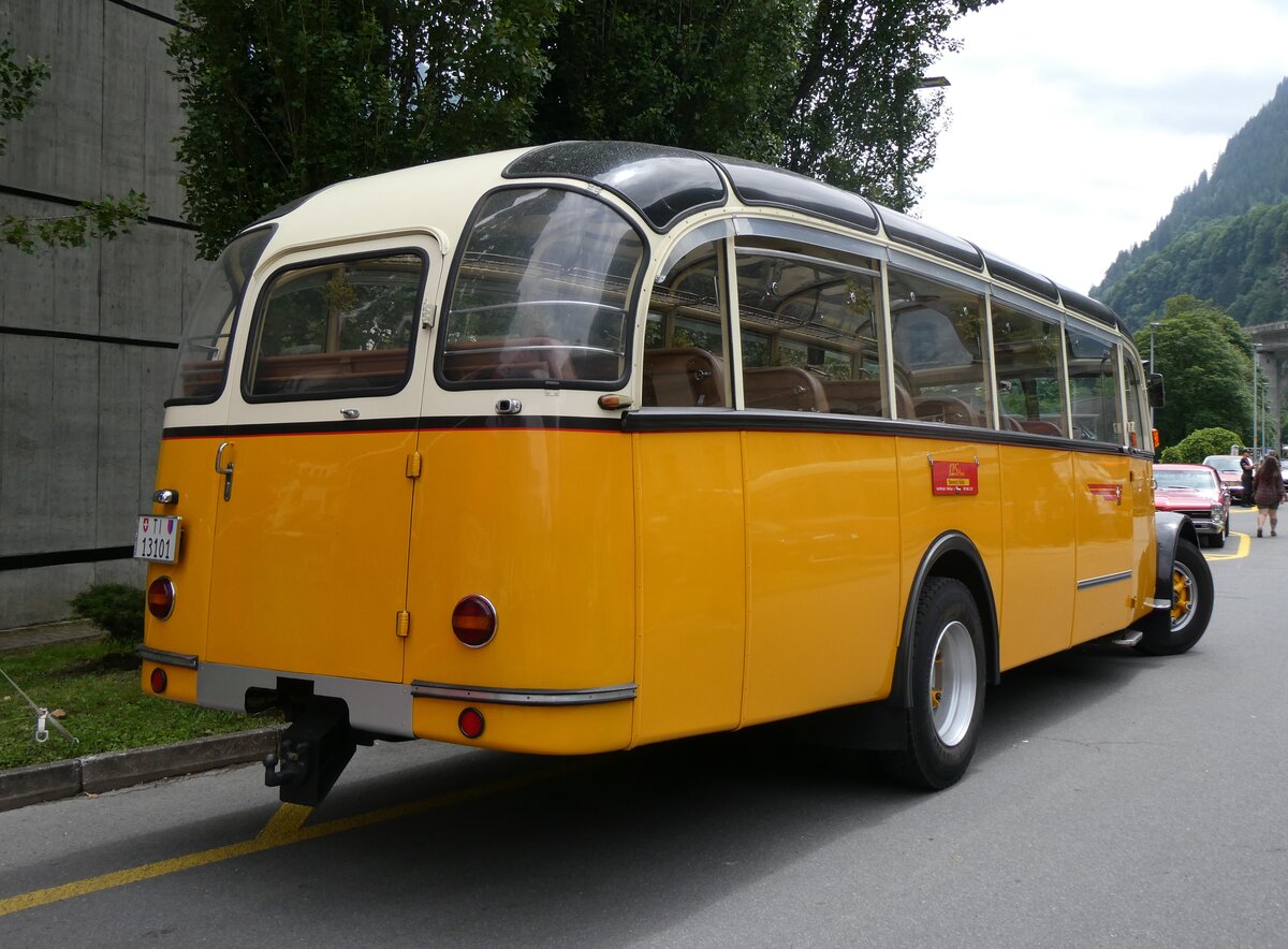 (263'586) - Barenco, Faido - TI 13'101 - Saurer/R&J (ex Oldie-Reisen, Matzingen; ex M+79'506; ex P 23'139; ex P 2206) am 9. Juni 2024 in Faido, Garage