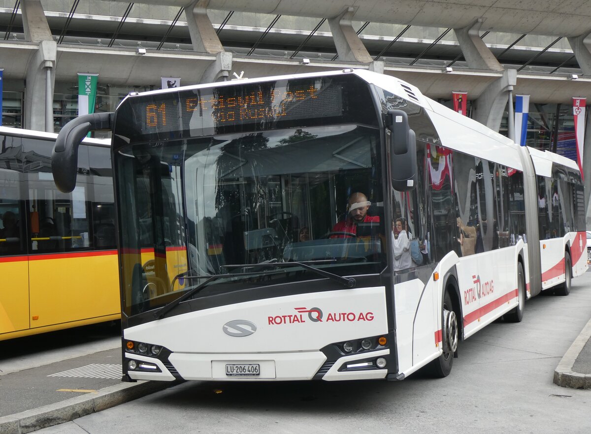 (263'639) - ARAG Ruswil - Nr. 44/LU 206'406 - Solaris am 9. Juni 2024 beim Bahnhof Luzern