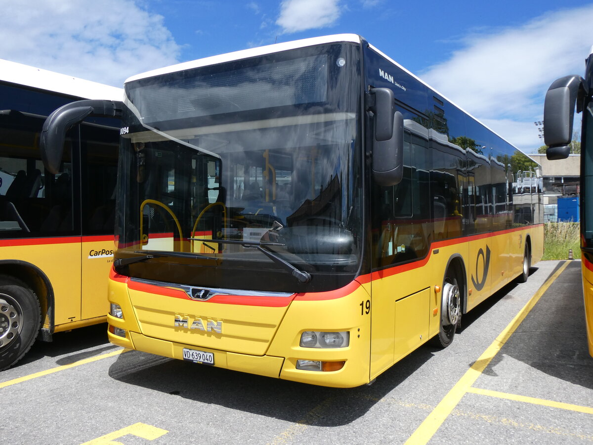 (263'747) - CarPostal Ouest - Nr. 19/VD 649'040/PID 10'094 - MAN (ex MOB Montreux Nr. 19; ex D�nser, Trimmis) am 16. Juni 2024 in Yverdon, Garage