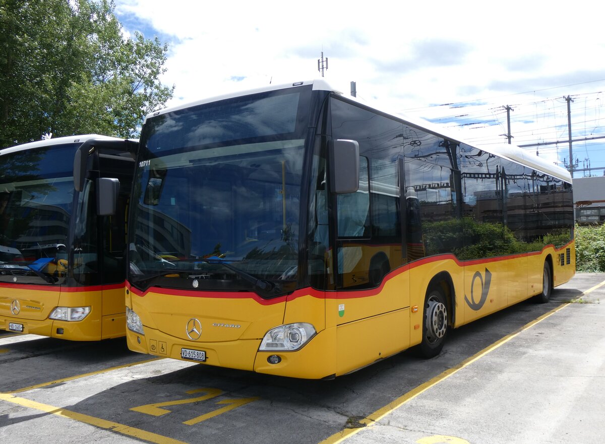 (263'761) - CarPostal Ouest - VD 615'808/PID 10'711 - Mercedes am 16. Juni 2024 in Yverdon, Garage