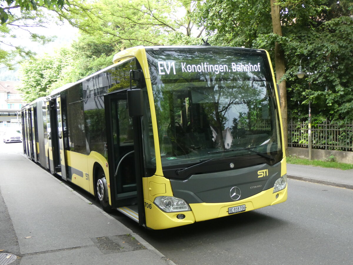 (263'826) - STI Thun - Nr. 706/BE 818'706 - Mercedes am 19. Juni 2024 beim Bahnhof Thun (Kante X)