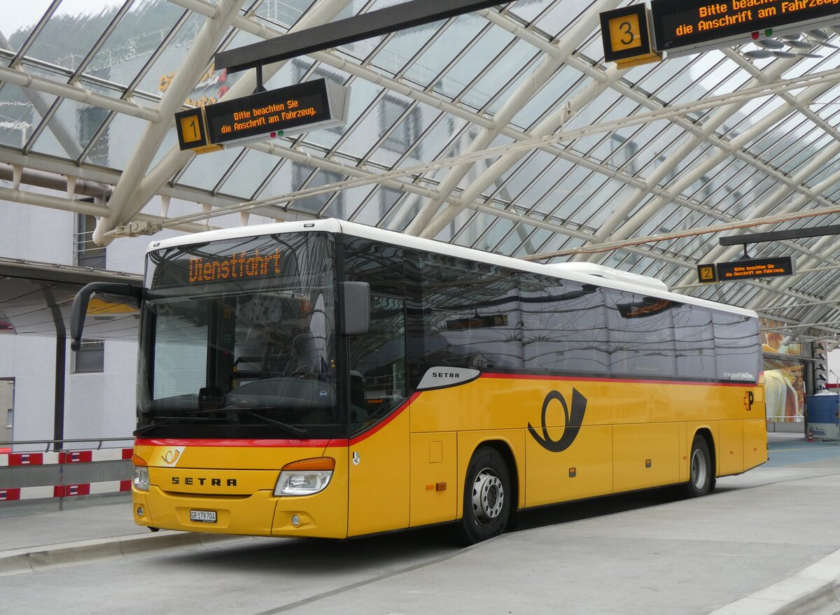 (263'842) - PostAuto Graub�nden - GR 179'704/PID 11'304 - Setra am 20. Juni 2024 in Chur, Postautostation
