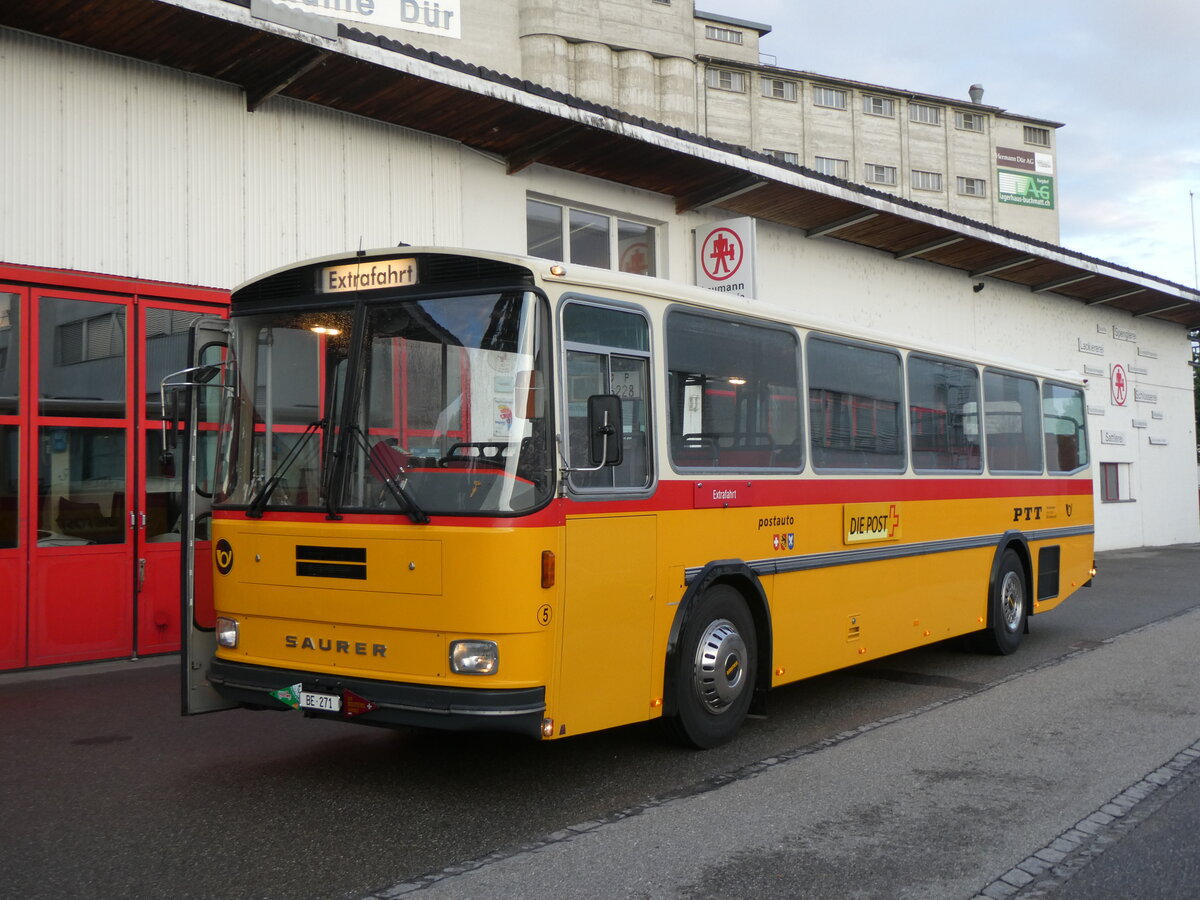 (263'848) - Bachmann, Nieder�nz - Nr. 5/BE 271 - Saurer/T�scher (ex W�thrich, Ursenbach; ex Sch�rch, Gutenburg Nr. 5; ex Engeloch, Riggisberg Nr. 5/PID 3309; ex P 25'668) am 22. Juni 2024 in Burgdorf, Carrosserie Baumann