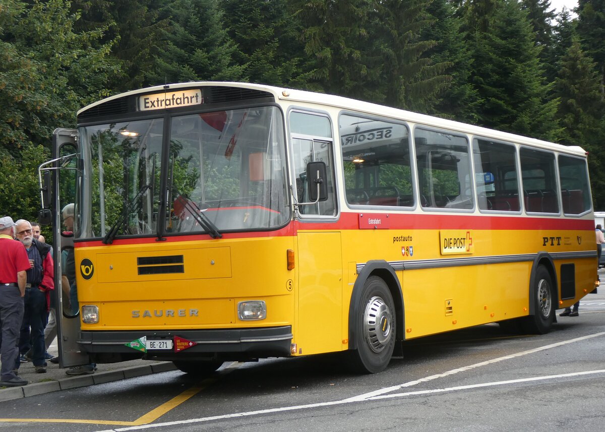 (263'857) - Bachmann, Nieder�nz - Nr. 5/BE 271 - Saurer/T�scher (ex W�thrich, Ursenbach; ex Sch�rch, Gutenburg Nr. 5; ex Engeloch, Riggisberg Nr. 5/PID 3309; ex P 25'668) am 22. Juni 2024 in Rothenburg, Luzerner Rastst�tte