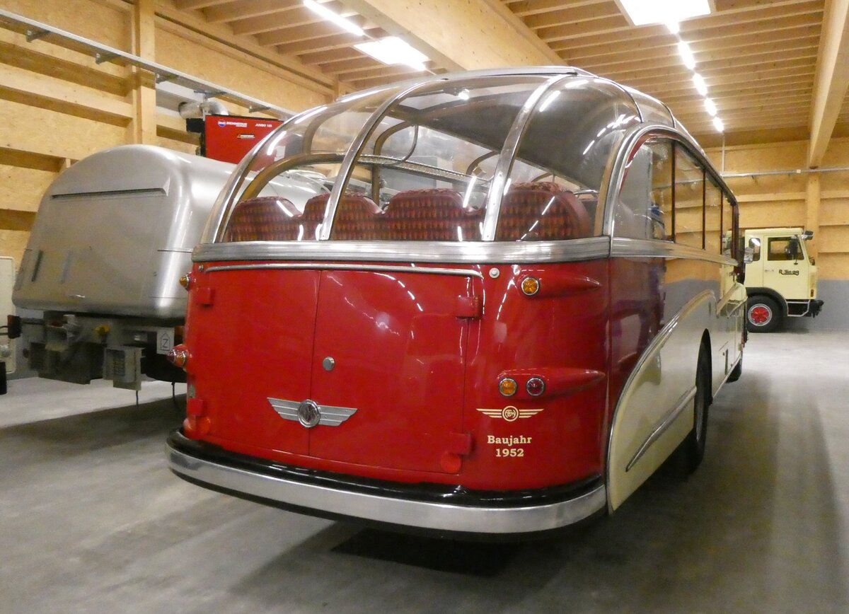 (263'890) - R�llin, Hirzel - FBW/FHS (ex Fl�ckiger, Rickenbach; ex Rieben, Aesch; ex Pfister, Th�rnen) am 22. Juni 2024 in N�fels, FBW-Museum