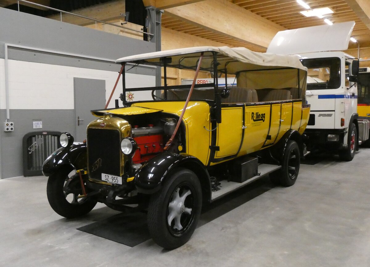 (263'899) - R�llin, Hirzel - SZ 955 - FBW/Seitz-Hess (ex RhV Altst�tten Nr. 31; ex P 1529; ex P 2881) am 22. Juni 2024 in N�fels, FBW-Museum