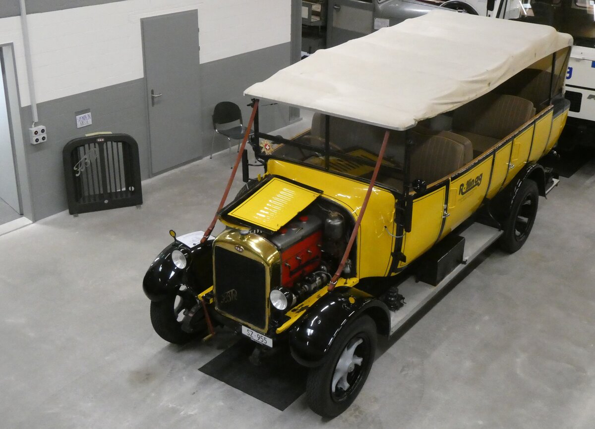 (263'910) - R�llin, Hirzel - SZ 955 - FBW/Seitz-Hess (ex RhV Altst�tten Nr. 31; ex P 1529; ex P 2881) am 22. Juni 2024 in N�fels, FBW-Museum