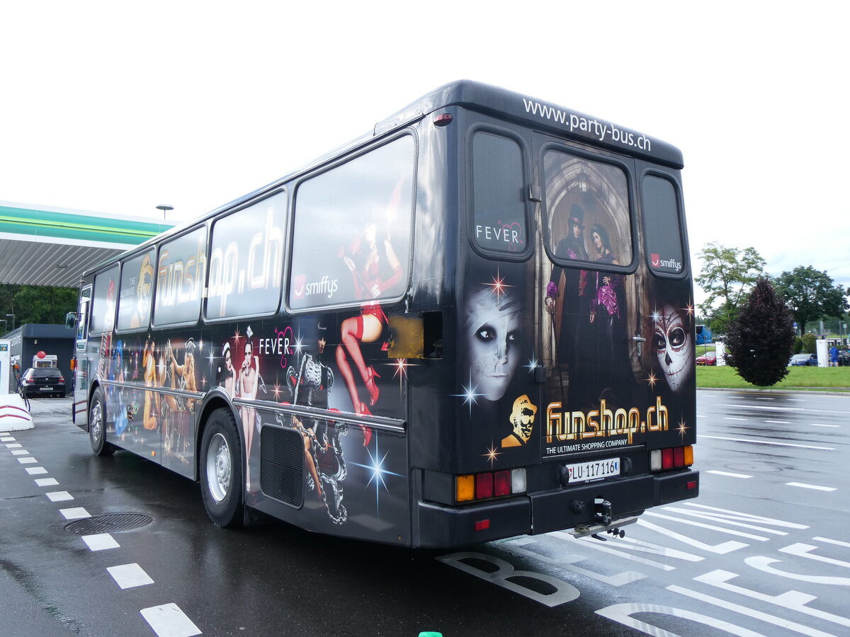 (263'929) - Party-Bus, Grosswangen - LU 117'116 - Saurer/R&J (ex Wohlgemuth, Hochwald) am 22. Juni 2024 in Rothenburg, Luzerner Rastst�tte