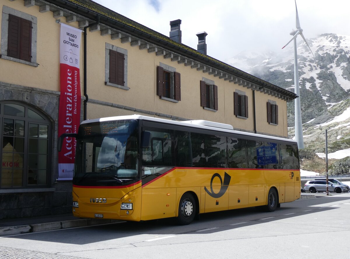 (264'264) - PostAuto Bern - Nr. 88/BE 485'297/PID 10'953 - Iveco am 2. Juli 2024 in Gotthard, Passh�he