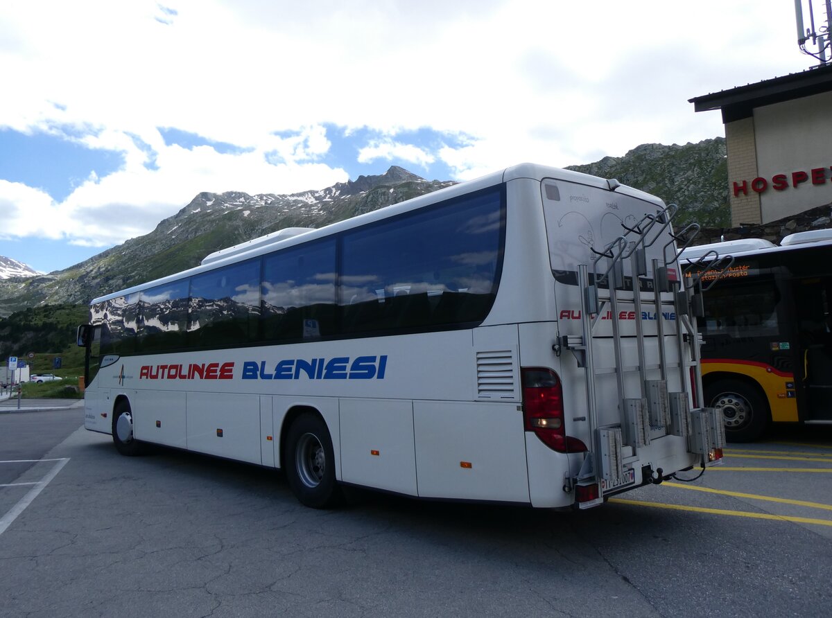 (264'280) - ABl Biasca - Nr. 7/TI 231'007 - Setra am 2. Juli 2024 in Lukmanier, Passh�he