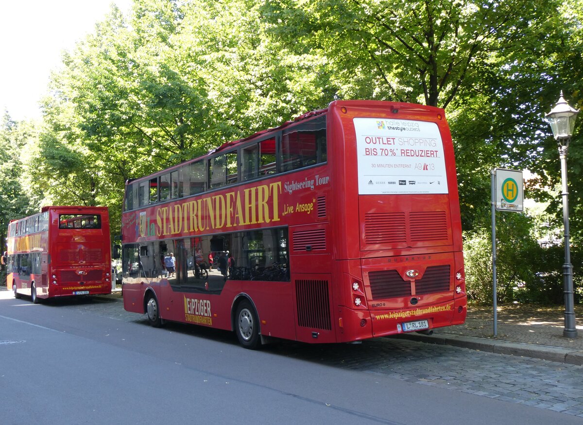 (264'480) - Leipziger Stadtrundfahrt, Leipzig - L-RL 181 - G�lery�z am 9. Juli 2024 beim Hauptbahnhof Leipzig