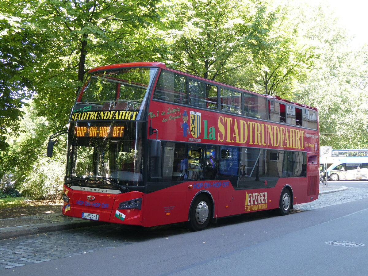 (264'481) - Leipziger Stadtrundfahrt, Leipzig - L-RL 181 - G�lery�z am 9. Juli 2024 beim Hauptbahnhof Leipzig