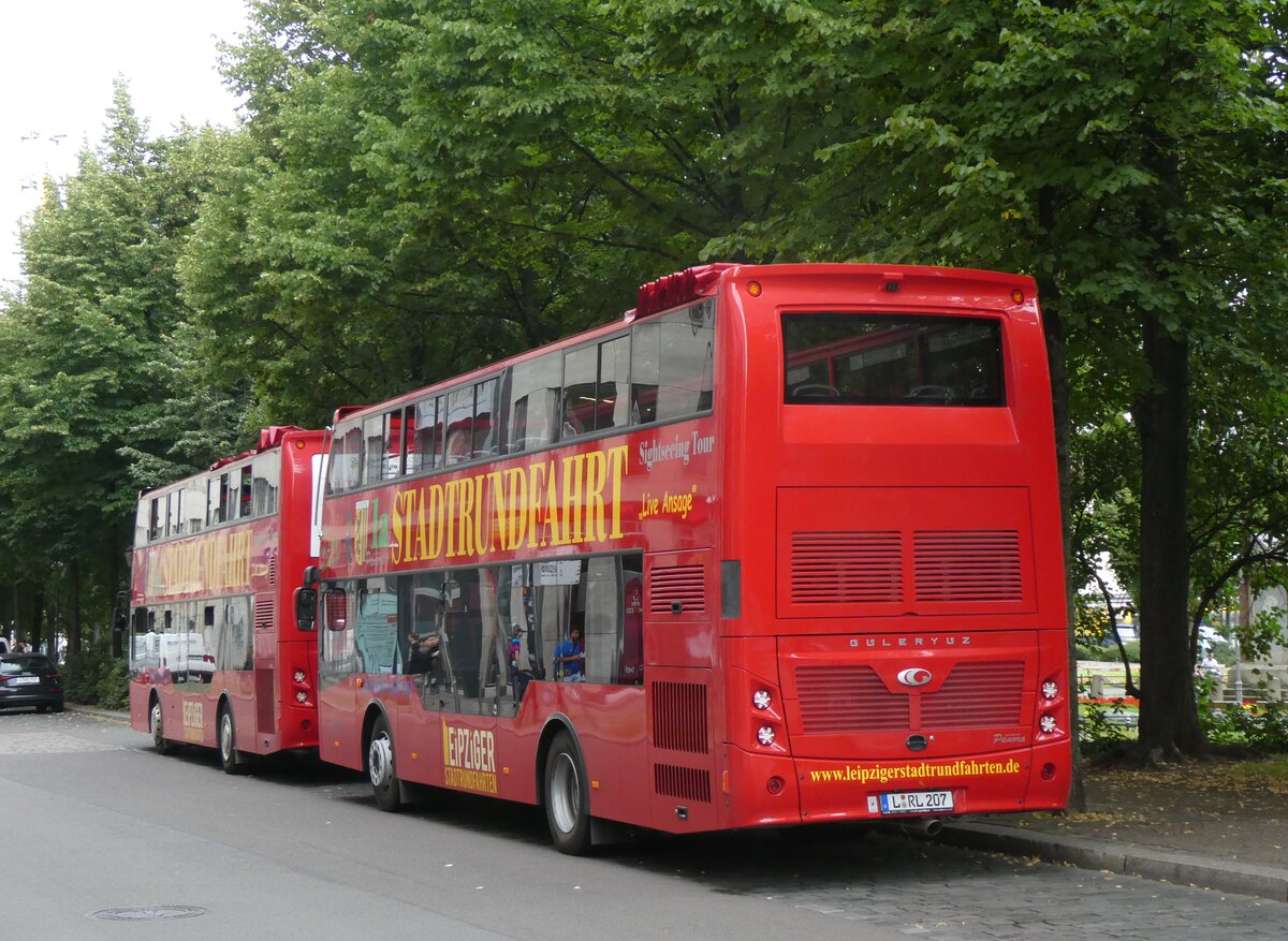 (264'560) - Leipziger Stadtrundfahrt - L-RL 207 - G�lery�z am 10. Juli 2024 beim Hauptbahnhof Leipzig