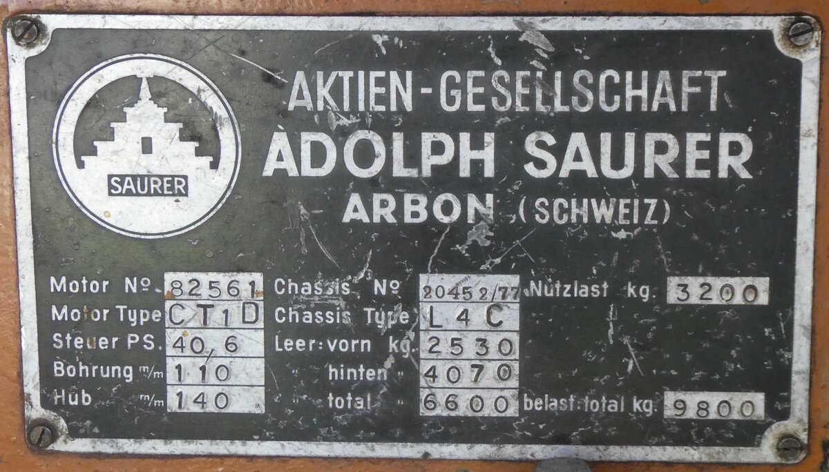 (264'605) - Typenschild - P 2076 - am 10. Juli 2024 in Kreypau, Unvollendete Br�cke