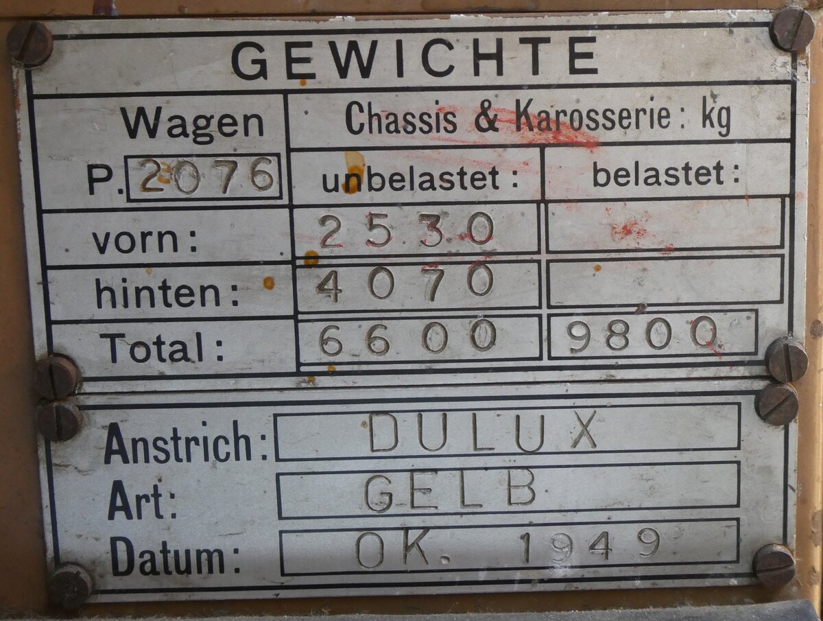 (264'606) - Typenschild - P 2076 - am 10. Juli 2024 in Kreypau, Unvollendete Br�cke