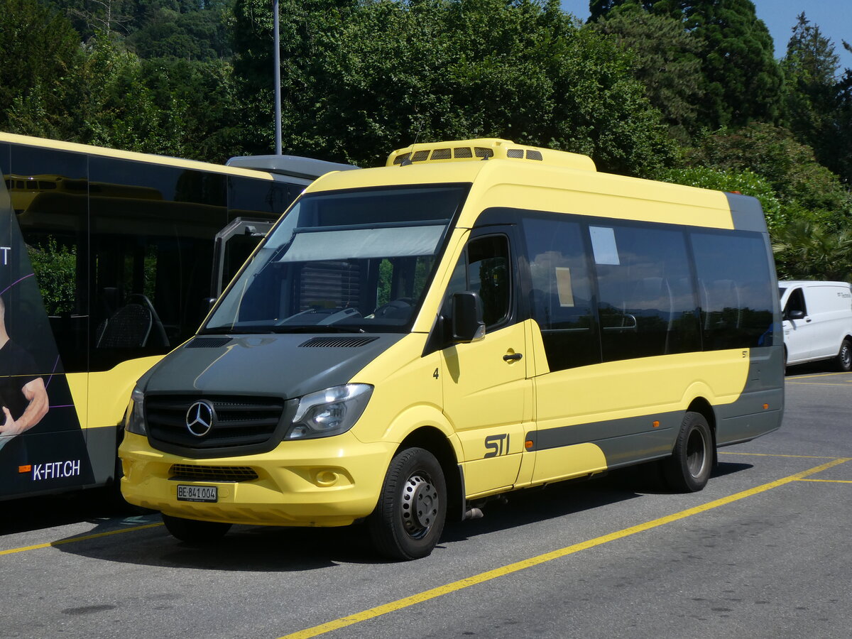 (264'880) - STI Thun - Nr. 4/BE 841'004 - Mercedes am 18. Juli 2024 bei der Schiffl�ndte Thun 