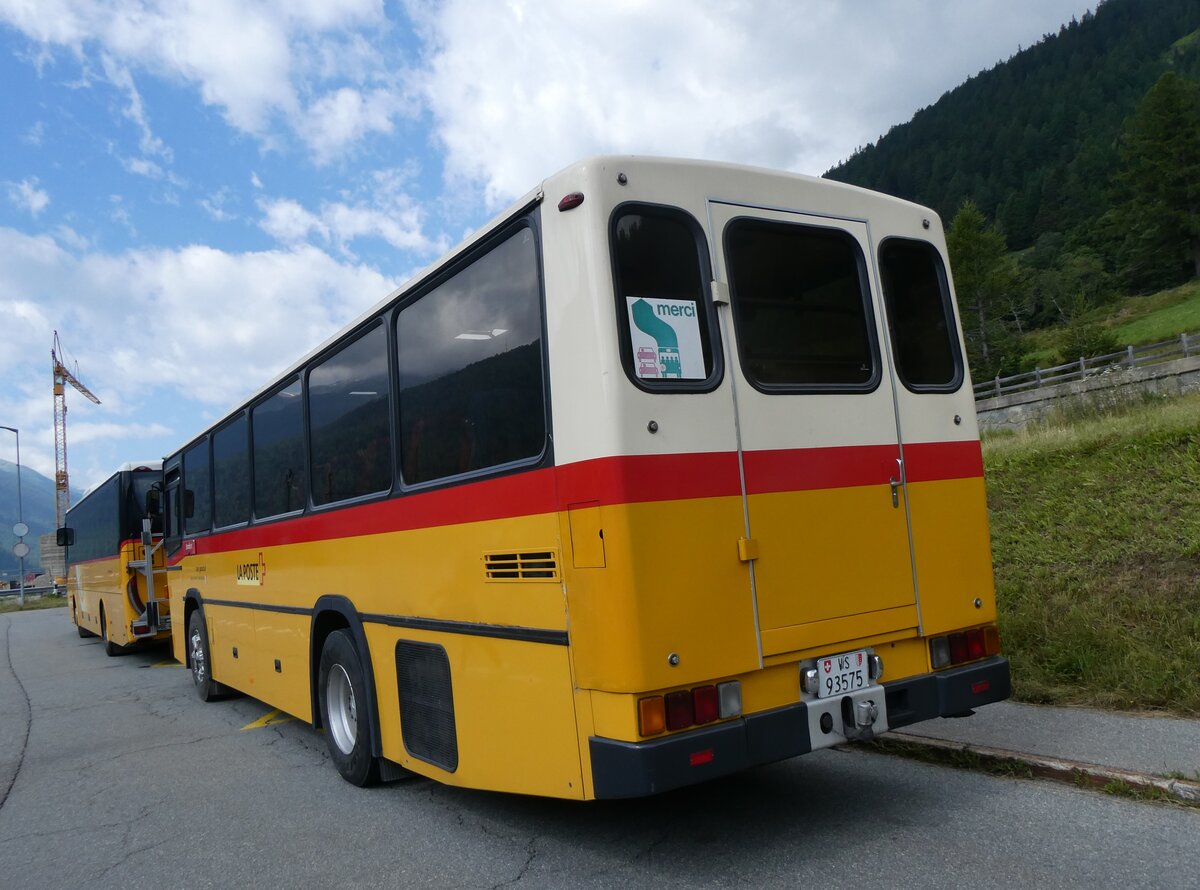 (265'134) - Oser, B�rchen - VS 93'575 - NAW/Lauber (ex Epiney, Ayer/PID 1076) am 28. Juli 2024 beim Bahnhof Oberwald