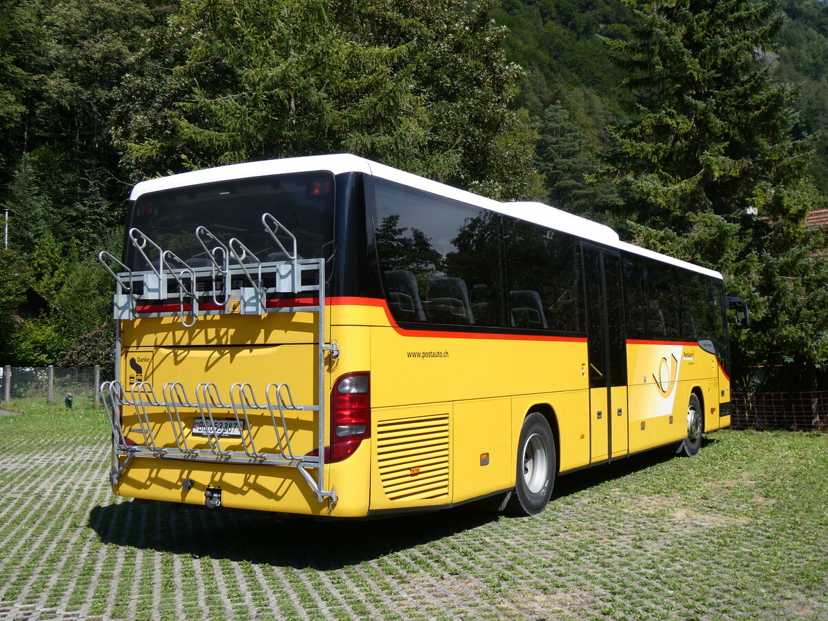 (265'622) - PostAuto Bern Nr. 70/BE 653'387/PID 5625 - Setra am 13. August 2024 in Meiringen, Garage