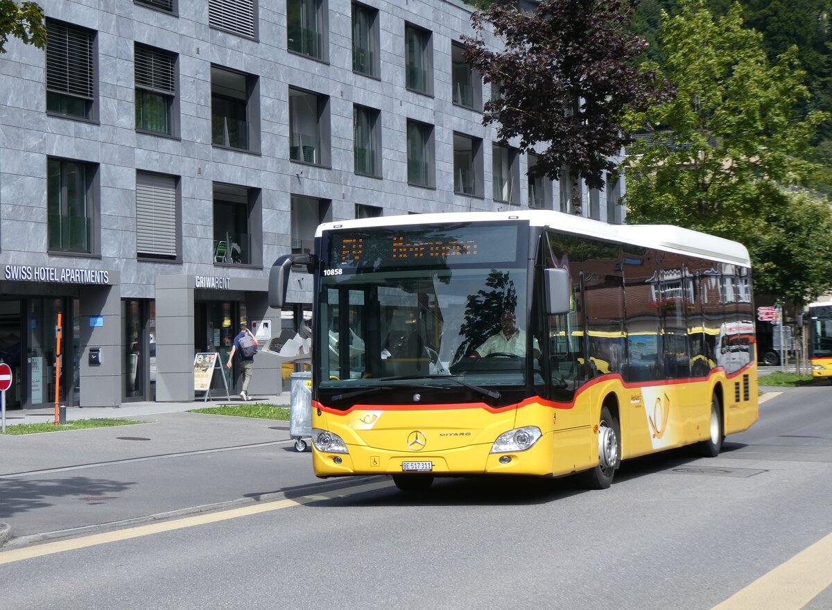 (265'944) - Fl�ck, Brienz - Nr. 4/BE 517'311/PID 10'858 - Mercedes am 19. August 2024 beim Bahnhof Interlaken Ost