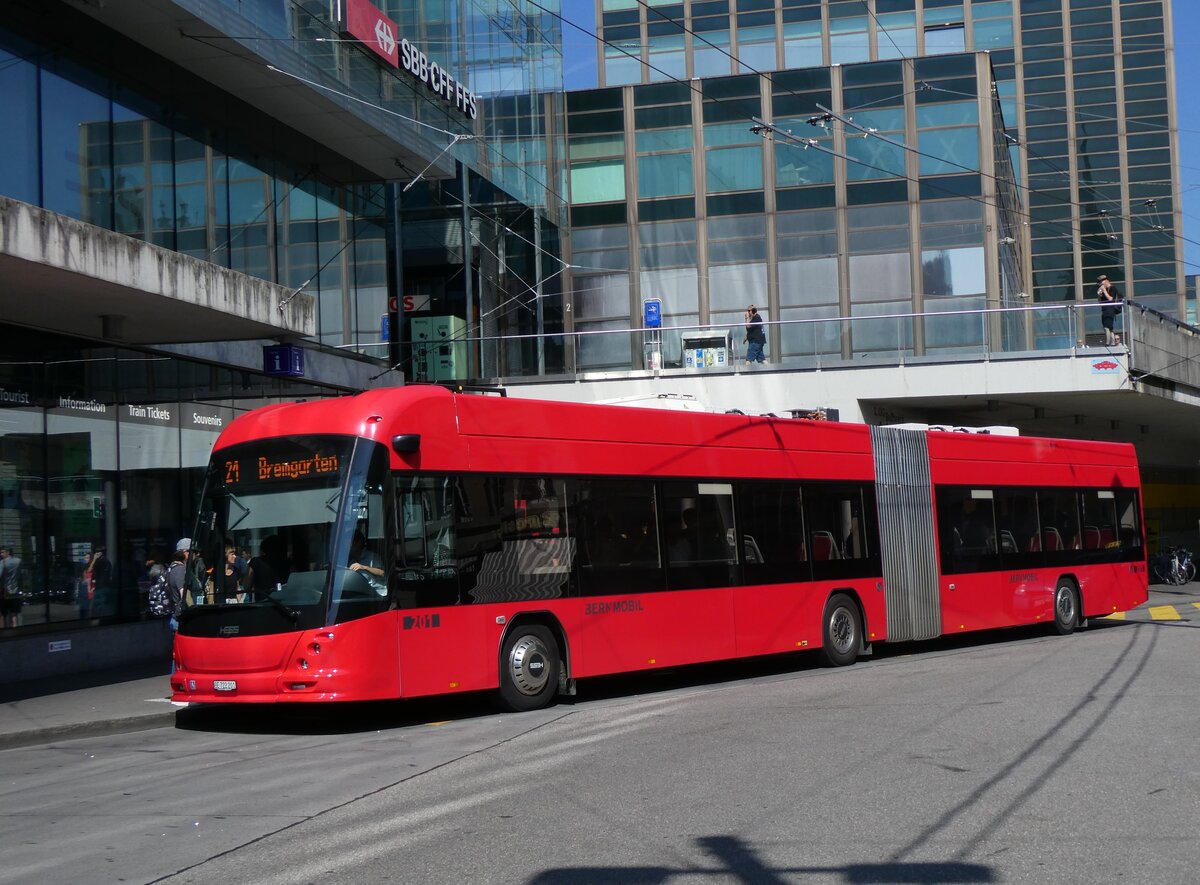 (266'285) - Bernmobil, Bern - Nr. 201/BE 722'201 - eHess am 29. August 2024 beim Bahnhof Bern