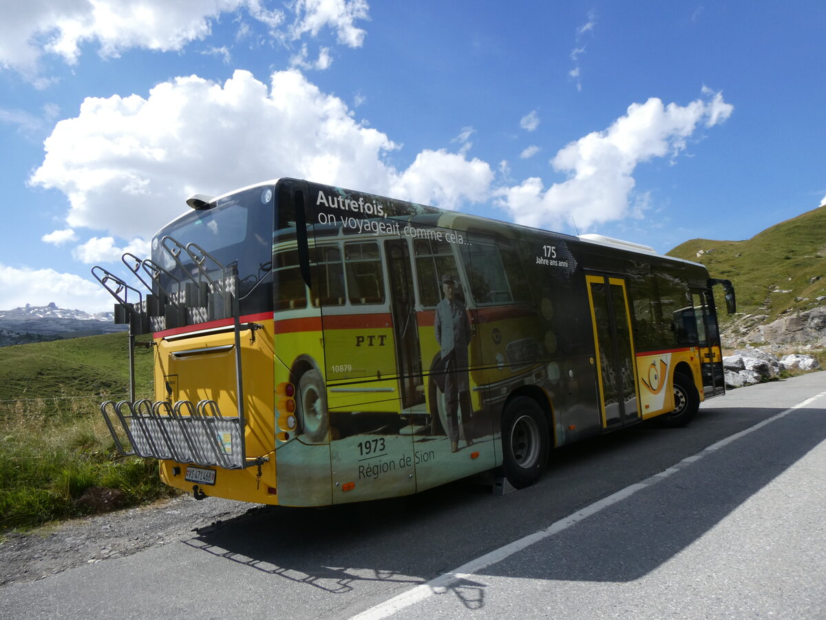 (266'574) - PostAuto Wallis - Nr. 39/VS 471'468/PID 10'879 - Volvo am 1. September 2024 in Savi�se, H�tel Sanetsch