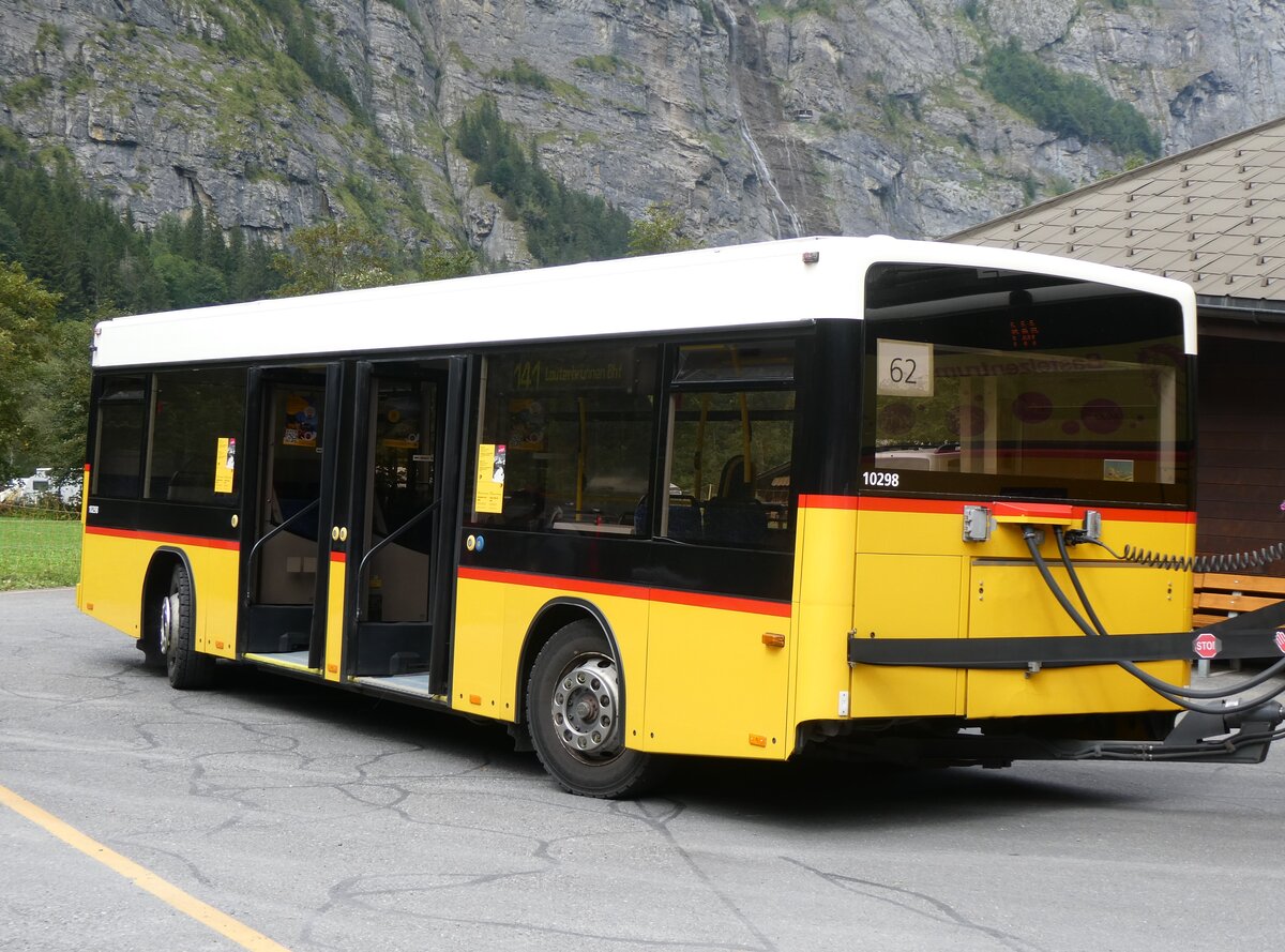 (266'610) - PostAuto Bern - BE 586'962/PID 10'298 - Lanz+Marti/Hess Personenanh�nger (ex BE 497'265; ex VBL Luzern Nr. 308) am 3. September 2024 in Stechelberg, Hotel
