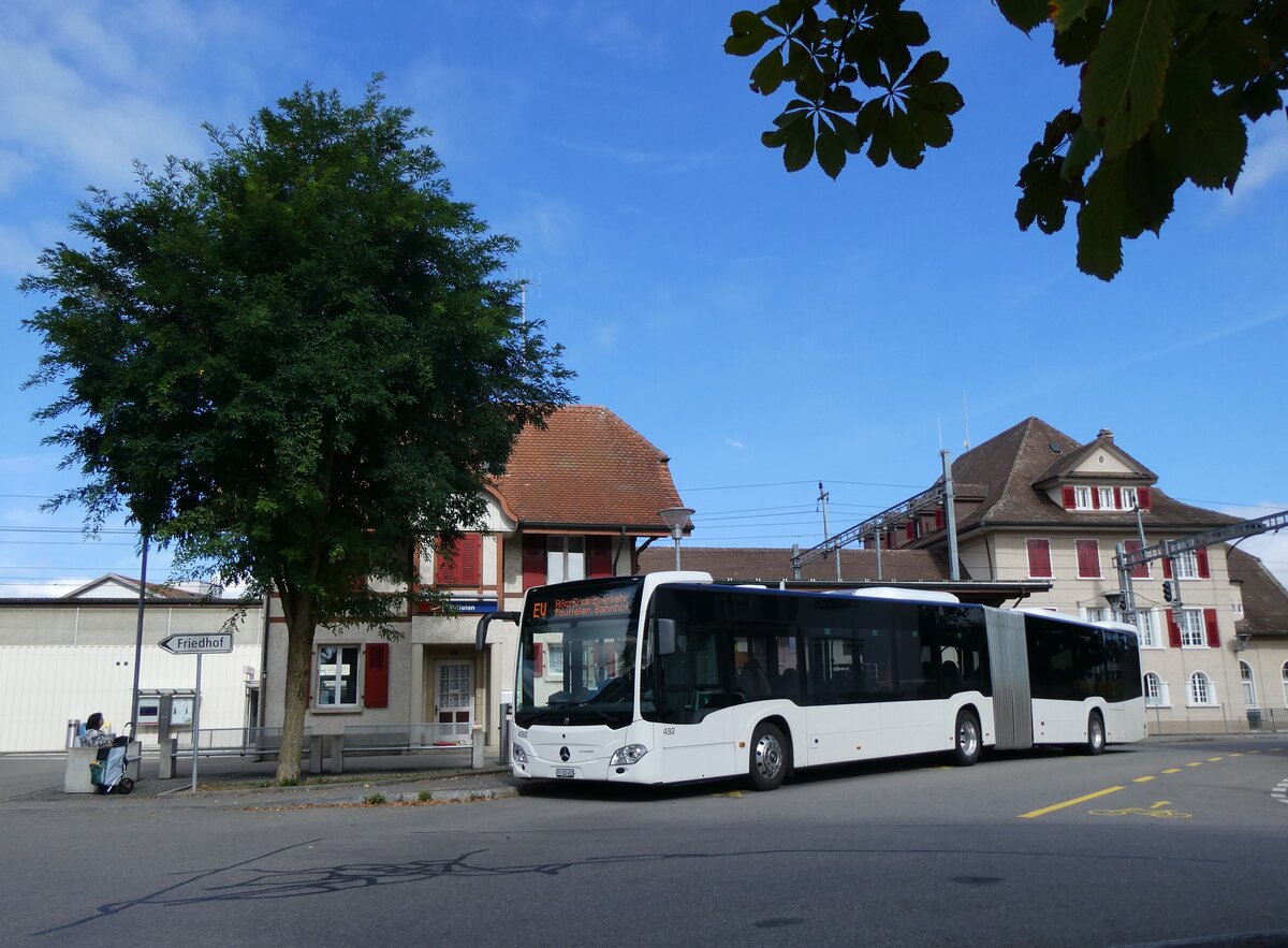 (266'667) - Intertours, Domdidier - Nr. 492/FR 300'492 - Mercedes am 6. September 2024 beim Bahnhof T�uffelen