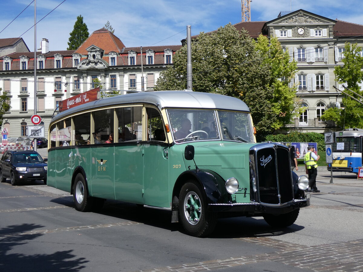 (266'809) - TPF Fribourg - Nr. 307/FR 300'280 - Saurer/Saurer (ex GFM Fribourg Nr. 307; ex GFM Fribourg Nr. 97) am 7. September 2024 in Fribourg, Place Georges Python