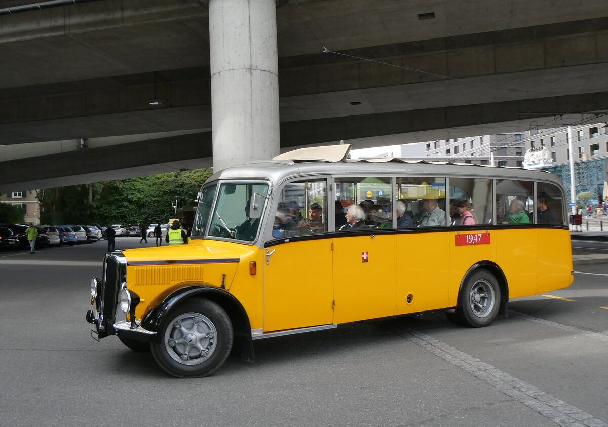 (266'994) - Museum f�r Kommunikation, Bern - BE 384'448 - Berna/Hess (ex P 22'026; ex P 1655) am 14. September 2024 beim Bahnhof Bern Europaplatz