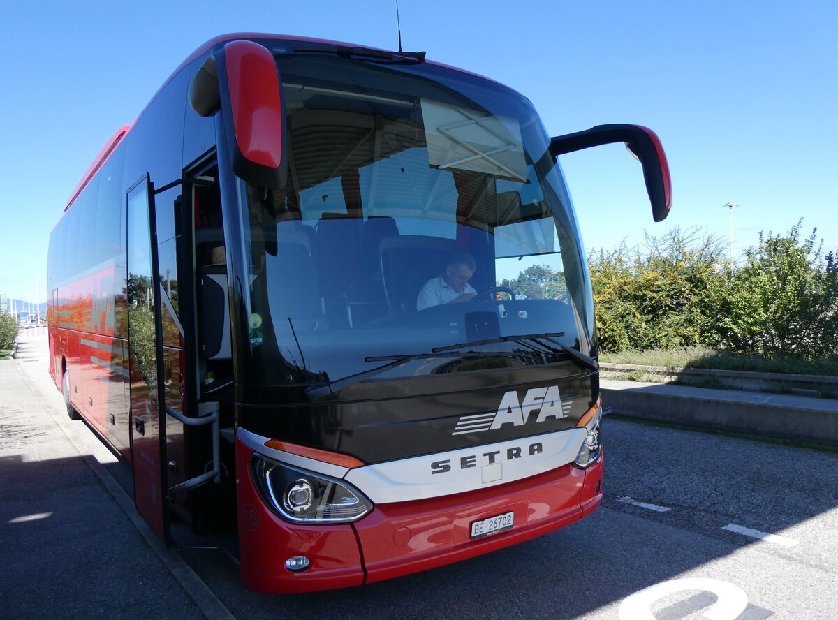 (267'054) - Aus der Schweiz: AFA Adelboden - Nr. 15/BE 26'702 - Setra am 15. September 2024 in Saint Rambert, Rastst�tte