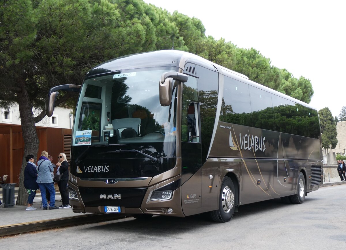 (267'364) - Aus Italien: Velabus, Rapallo - GC-974 DP - MAN am 20. September 2024 in Carcassonne, Cit� M�di�vale