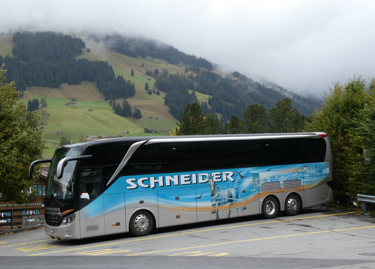 (267'704) - Schneider, Langendorf - SO 21'615 - Setra am 4. Oktober 2024 in Adelboden, Landstrasse