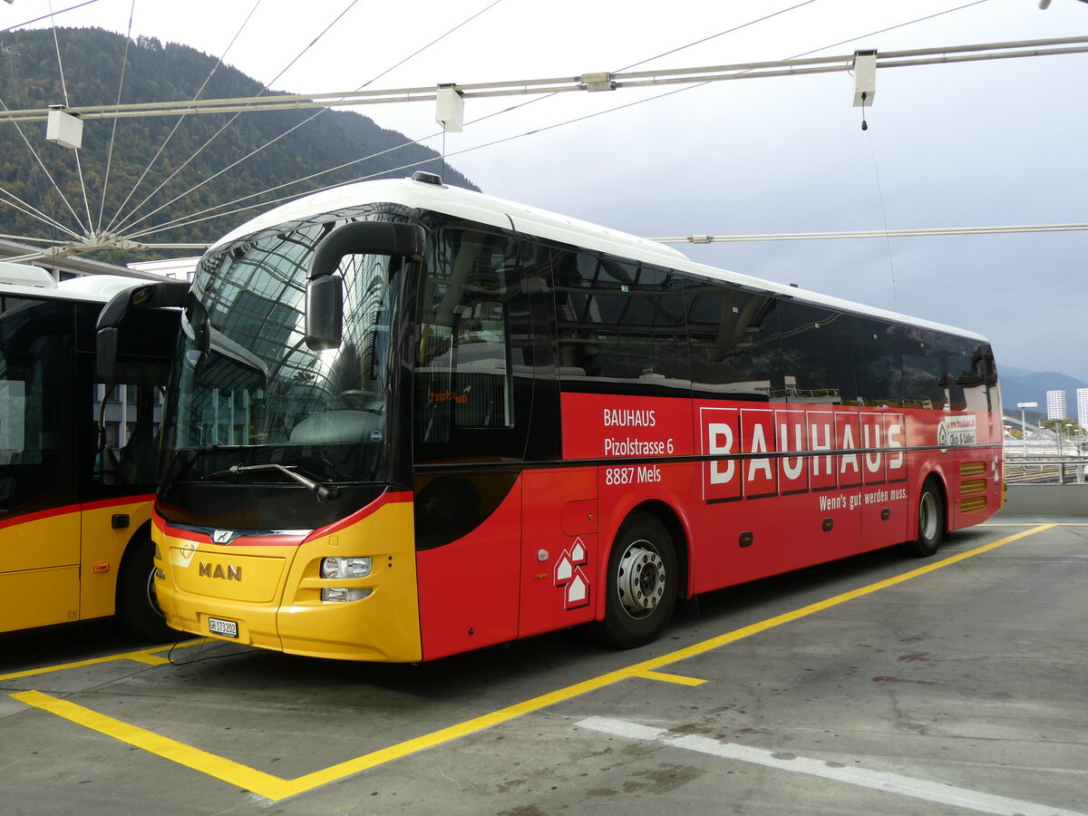 (267'849) - PostAuto Graub�nden - GR 173'202/PID 10'504 - MAN am 8. Oktober 2024 in Chur, Postautostation